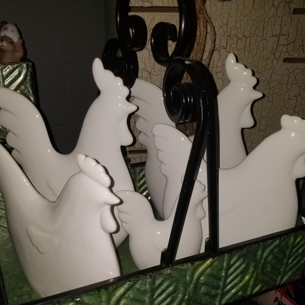 Ceramic type hens